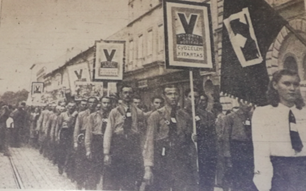 Members of the Hungarian Arrow Cross movement marching through Osijek