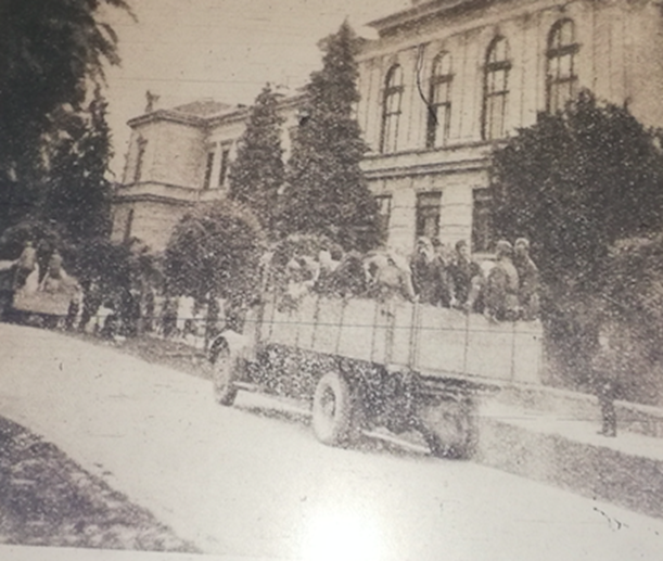 transfer of Osijek Jews to the Tenje camp